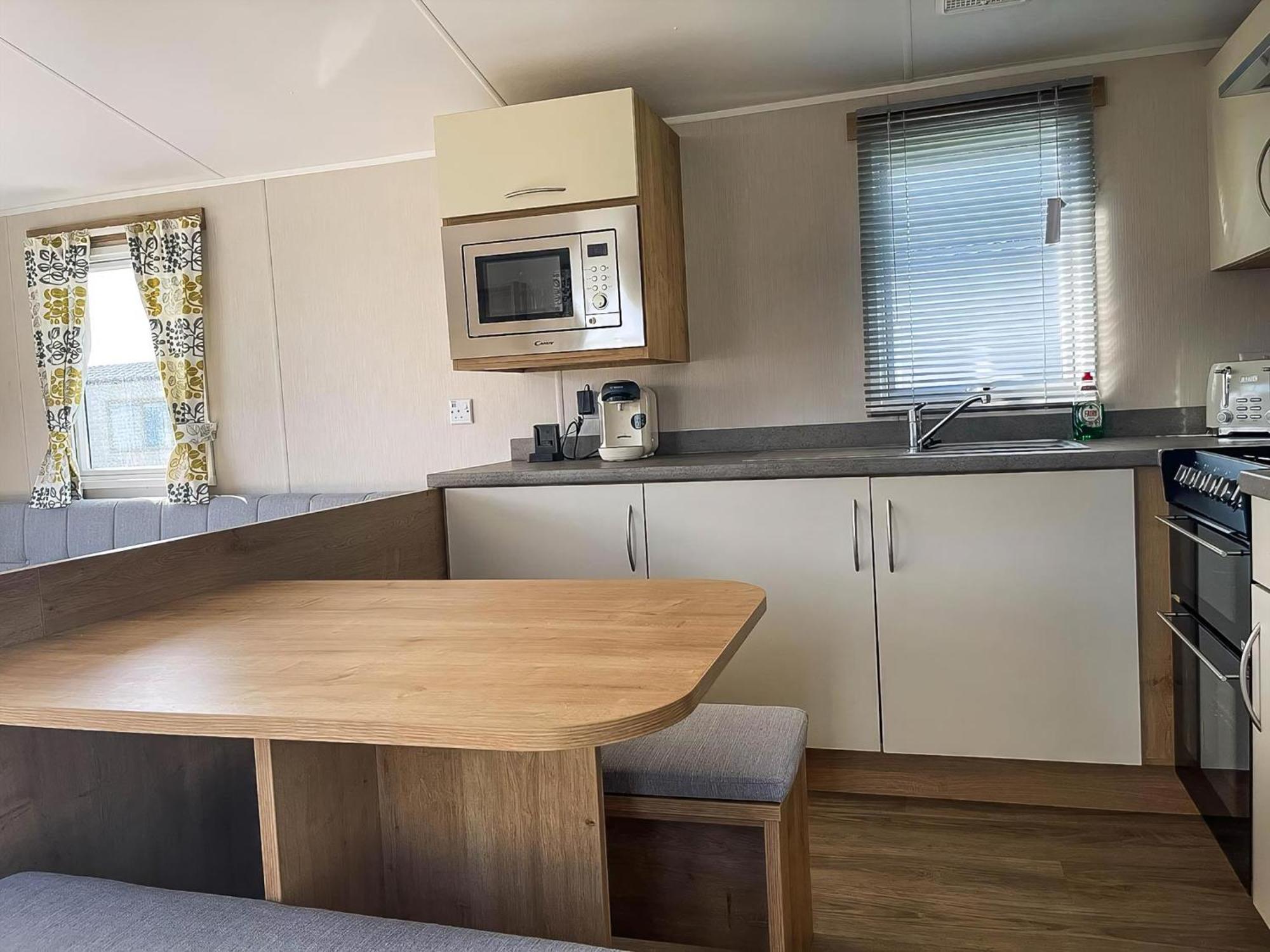 Lovely 8 Berth Caravan For Hire At Barmston Beach Holiday Park Ref 62002O Hotel Lund Exterior foto
